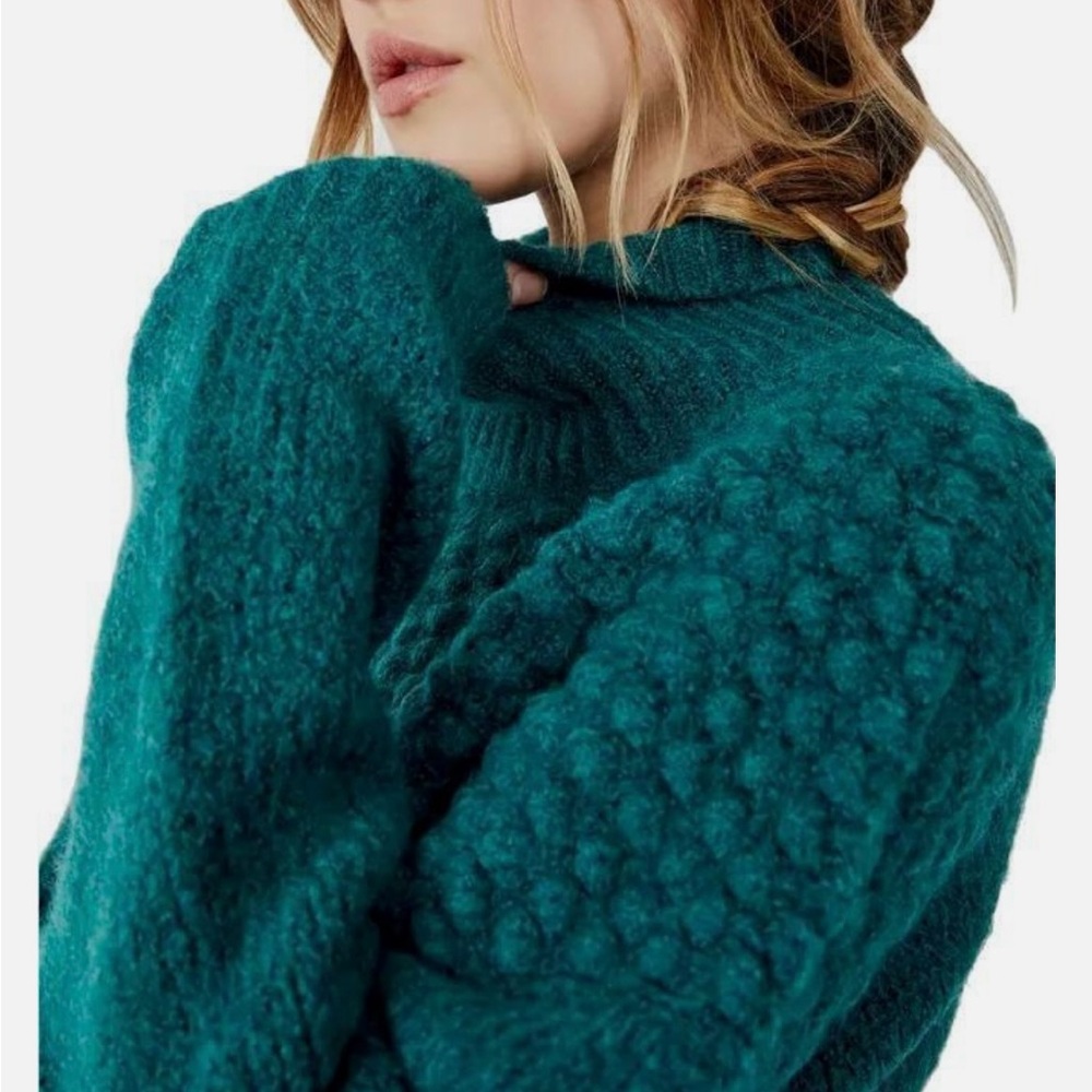 Free People NWT textured Bradley turtleneck in alpine heather